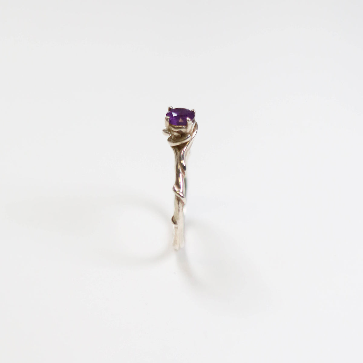 Entwine faceted gemstone - Amethyst