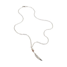 Feathers pendant necklace with pearls