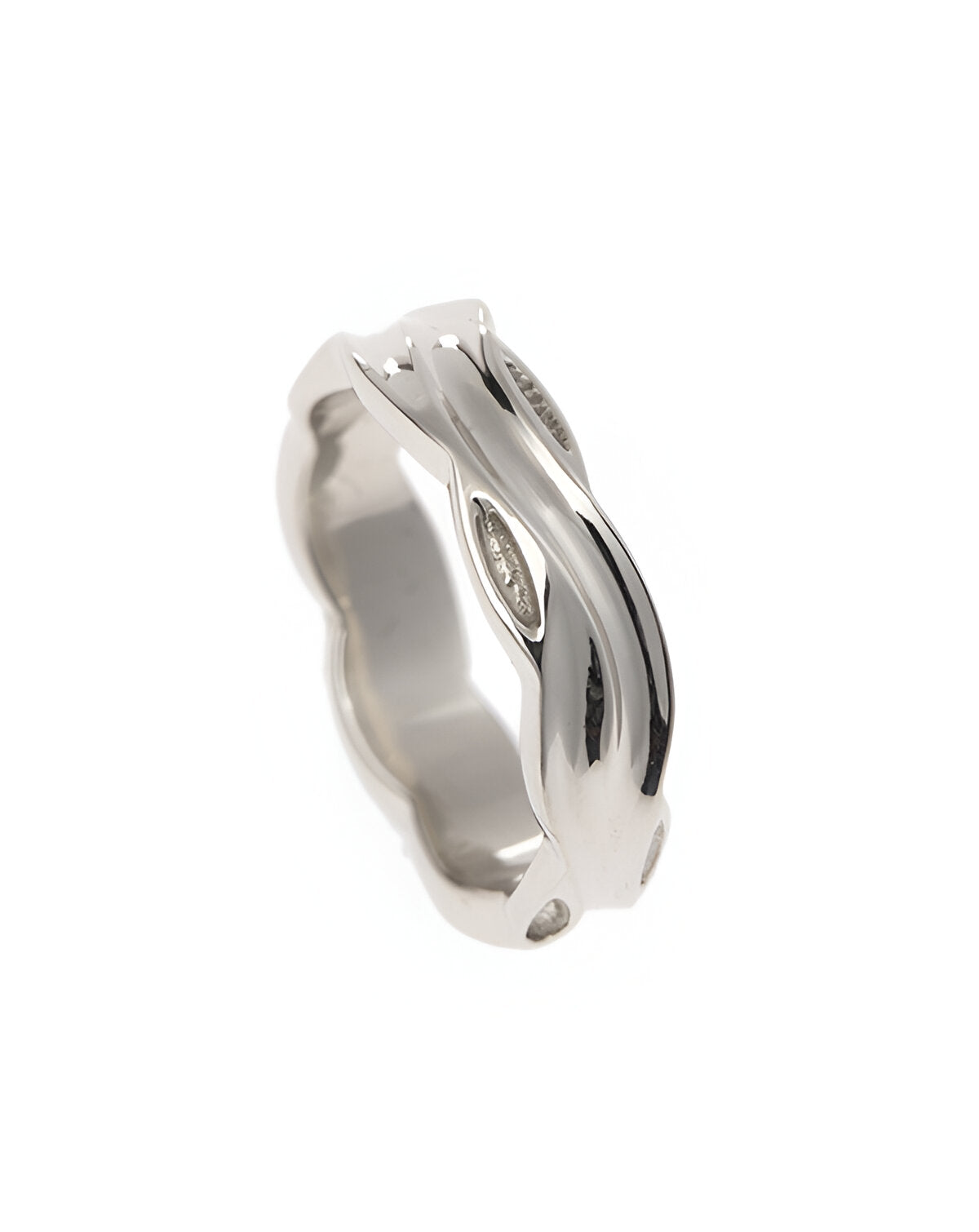 Handmade by Jeremy Hoye in Platinum this piece is decorated with textured inlaid detail and smooth, curved edges.