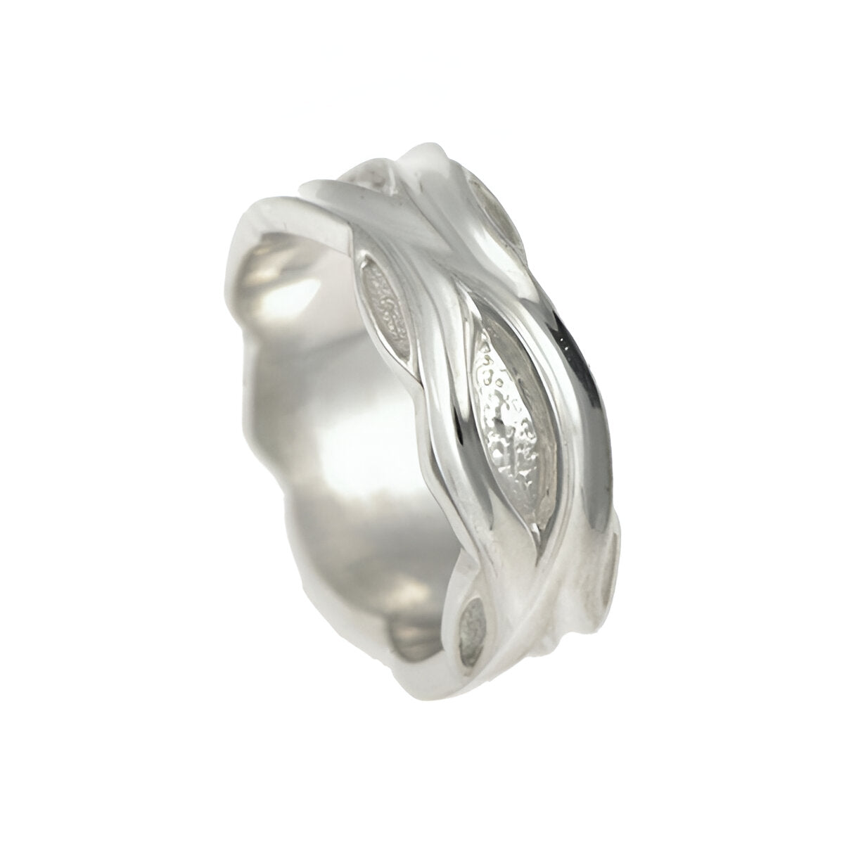 Jeremy Hoye's Libertine collection is handmade in Platinum and measures 8mm in width. This popular piece features a fluid oval design with textured inlaid detail.