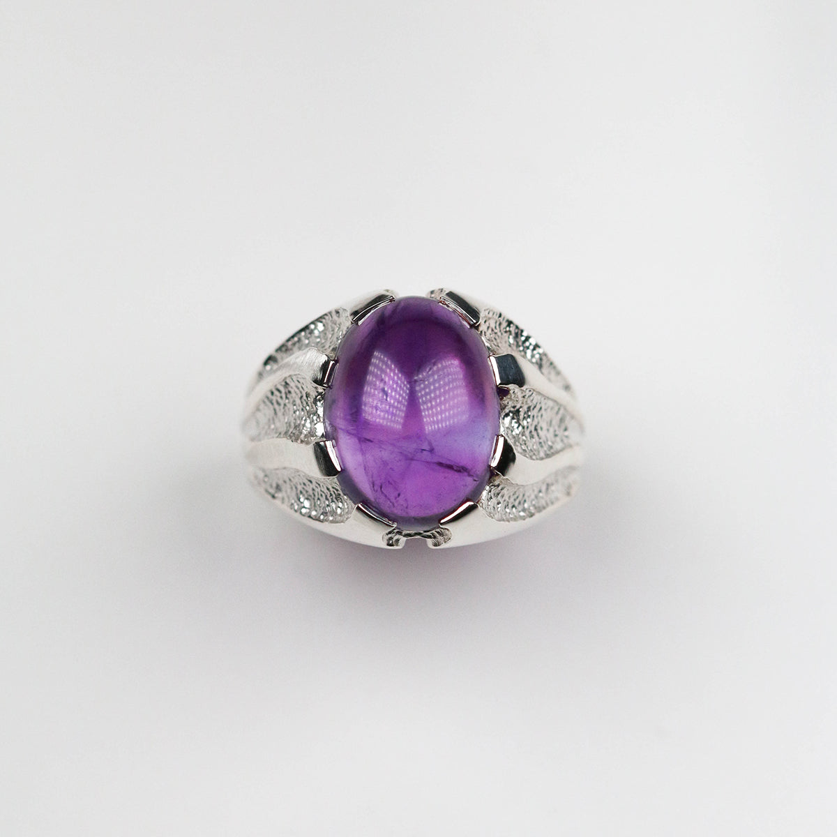 Libertine Silver Heavy Stone Set Ring in Amethyst.